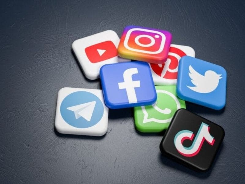 Talk Socially gallery image