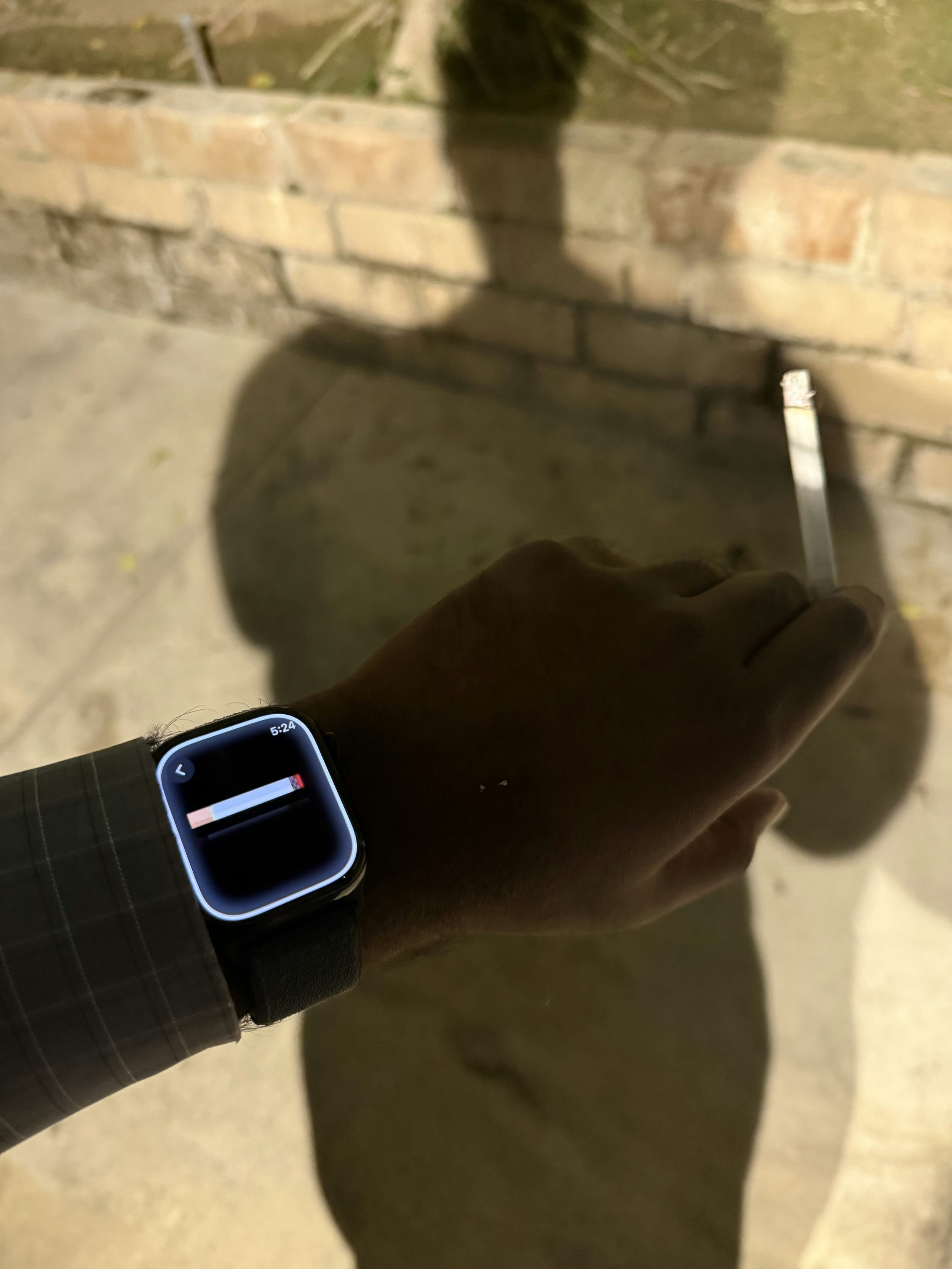 CigLit - Track, analyze, and transform your smoking habits media 4