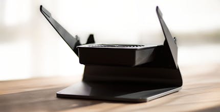 SVALT Cooling Stand & Dock gallery image