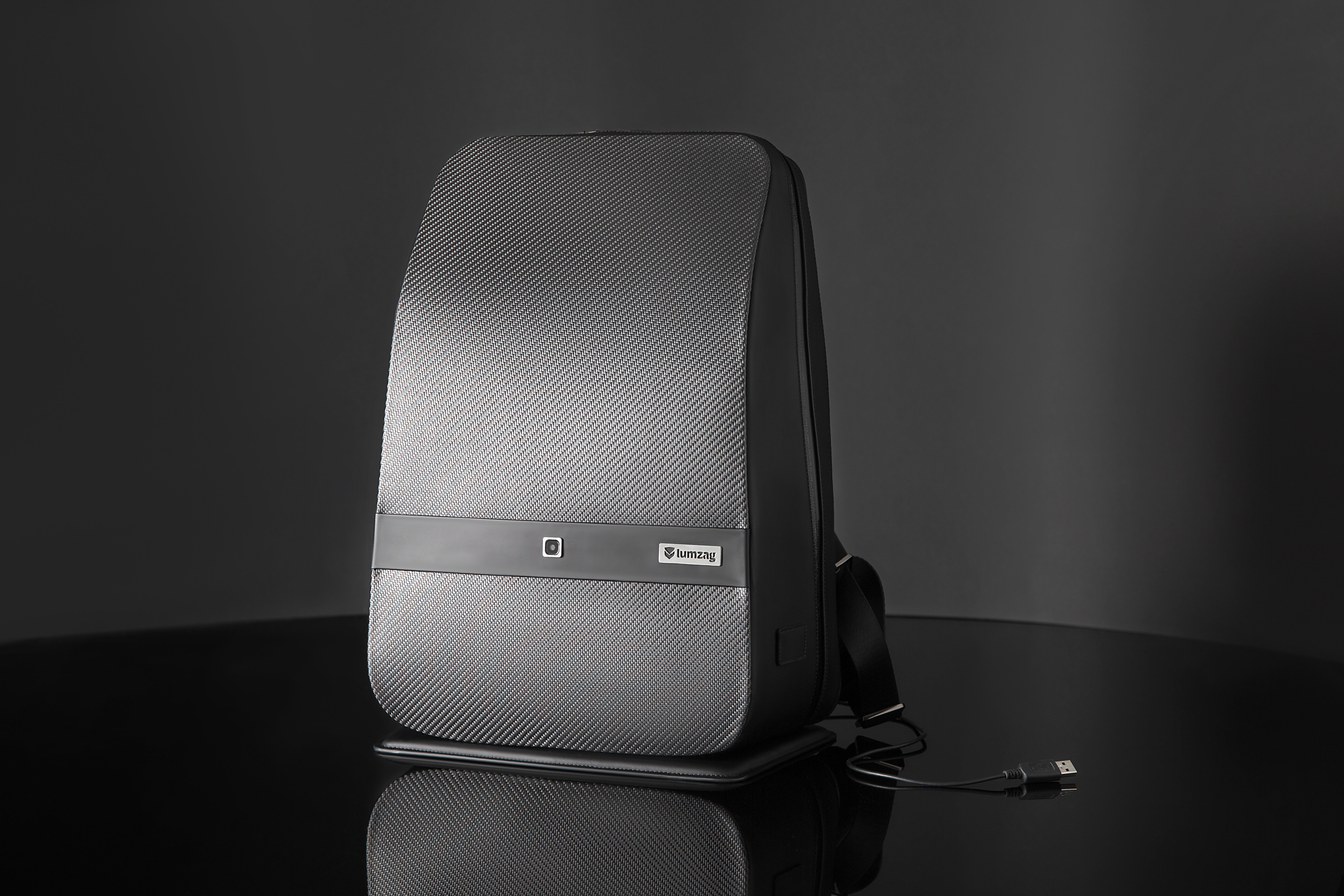 Lumzag World's smartest bag made of carbon fiber Product Hunt