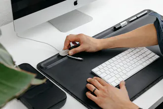 Orbitkey Desk Mat gallery image