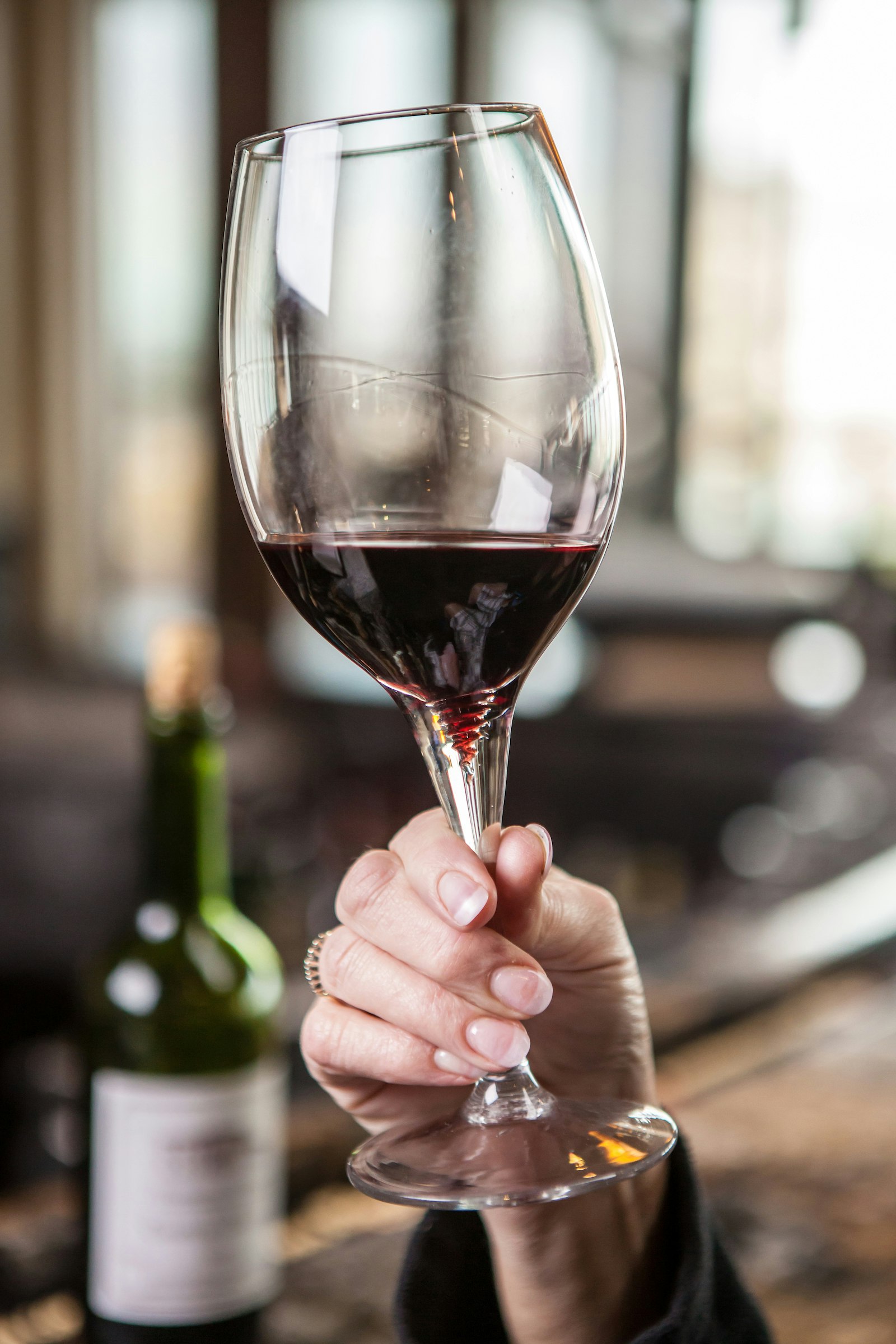 The Spirale™ Wine Glass gallery image