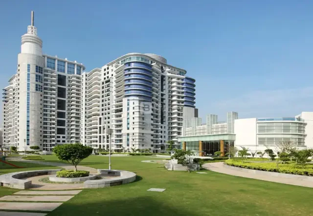 Premium Living at DLF Pinnacle