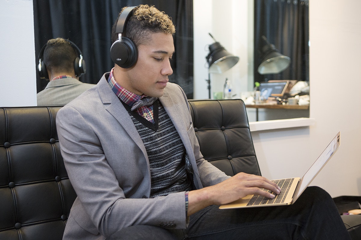 CAPE 3D Wireless Headphones gallery image