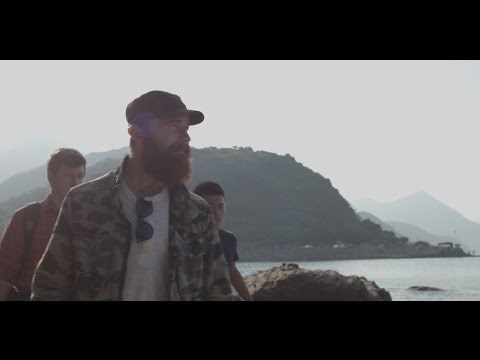 RIVER Mobile Power Station & Solar Generator gallery image