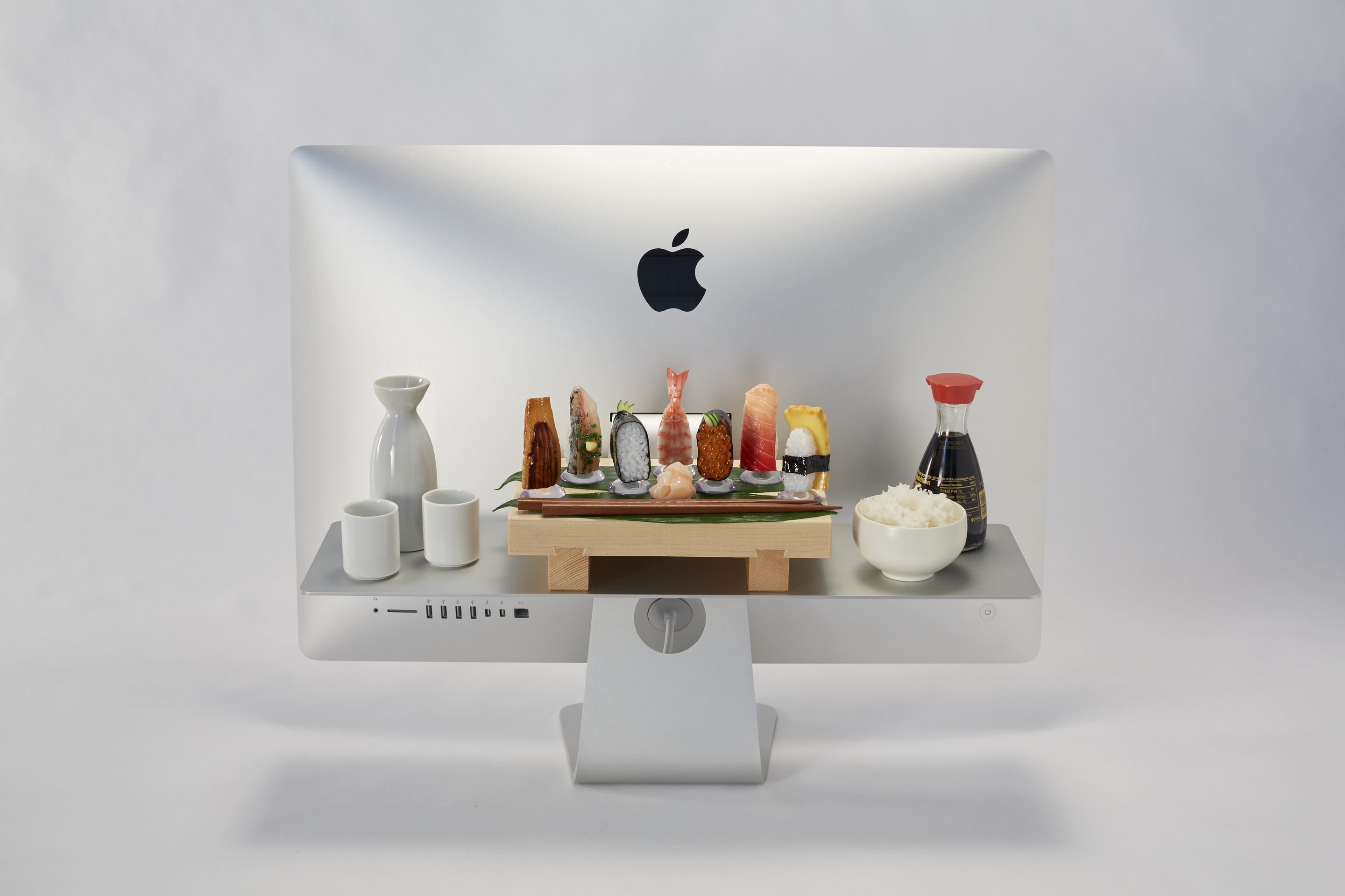 FLOAT Shelf gallery image