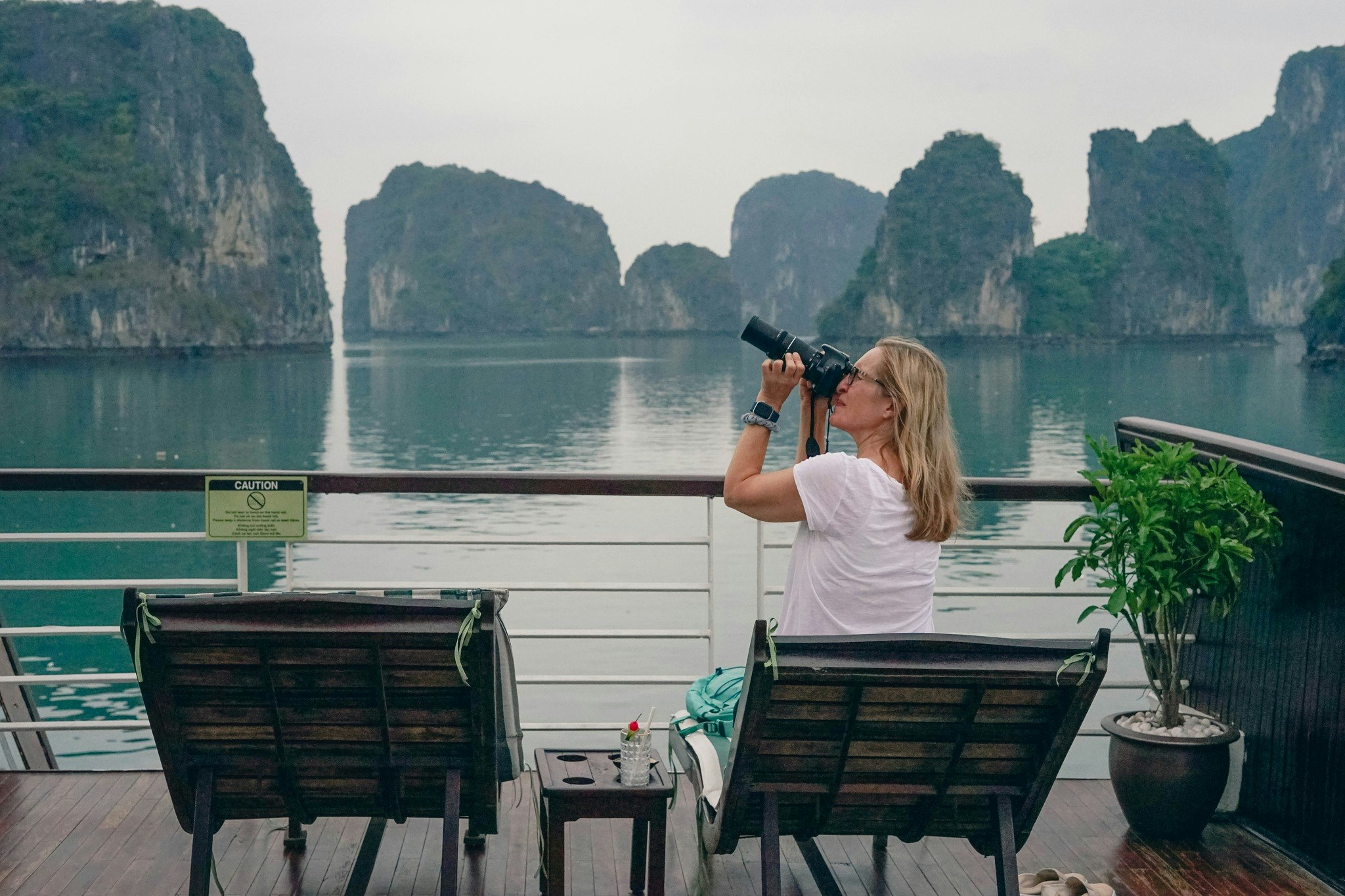 Bai tu Long Bay con Lily Cruise