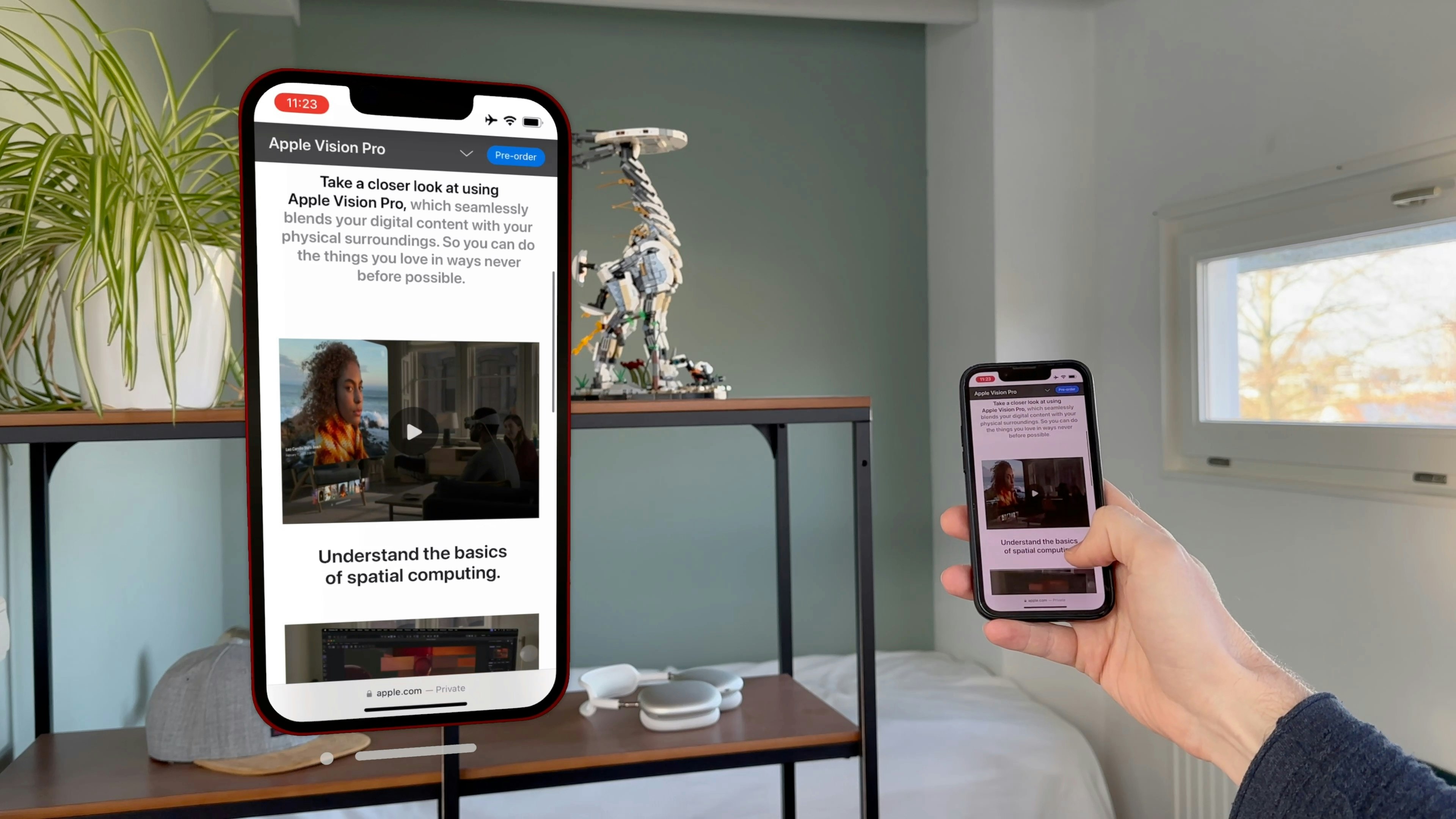 Безель для Apple Vision Pro - Клон вашего iPhone отразился в Apple Vision Pro медиа 2