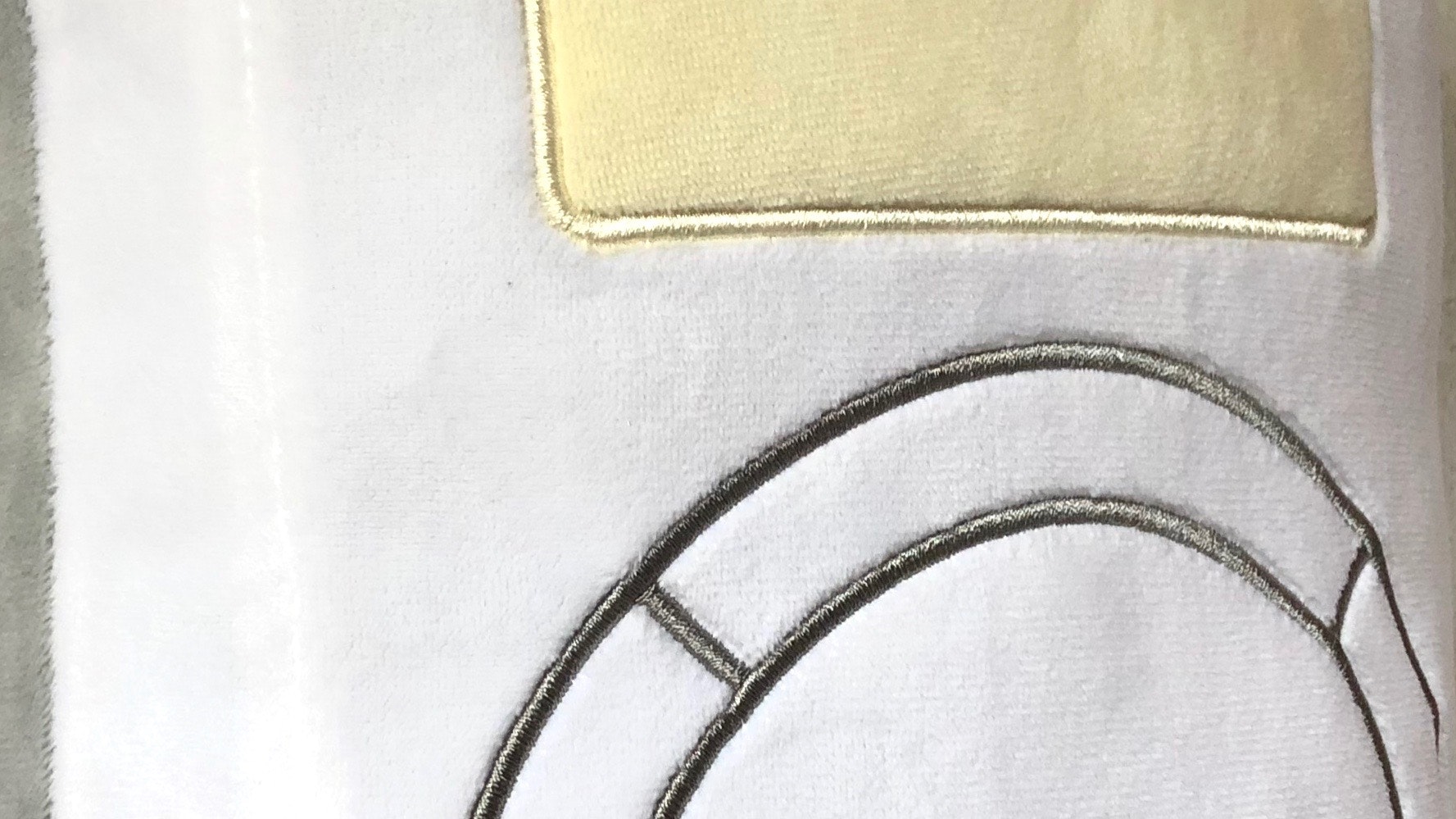 The Iconic Pillow Collection gallery image