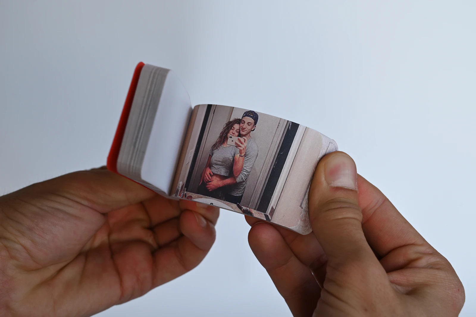 VideoToFlip.com - Turn video to flipbook screenshot 9