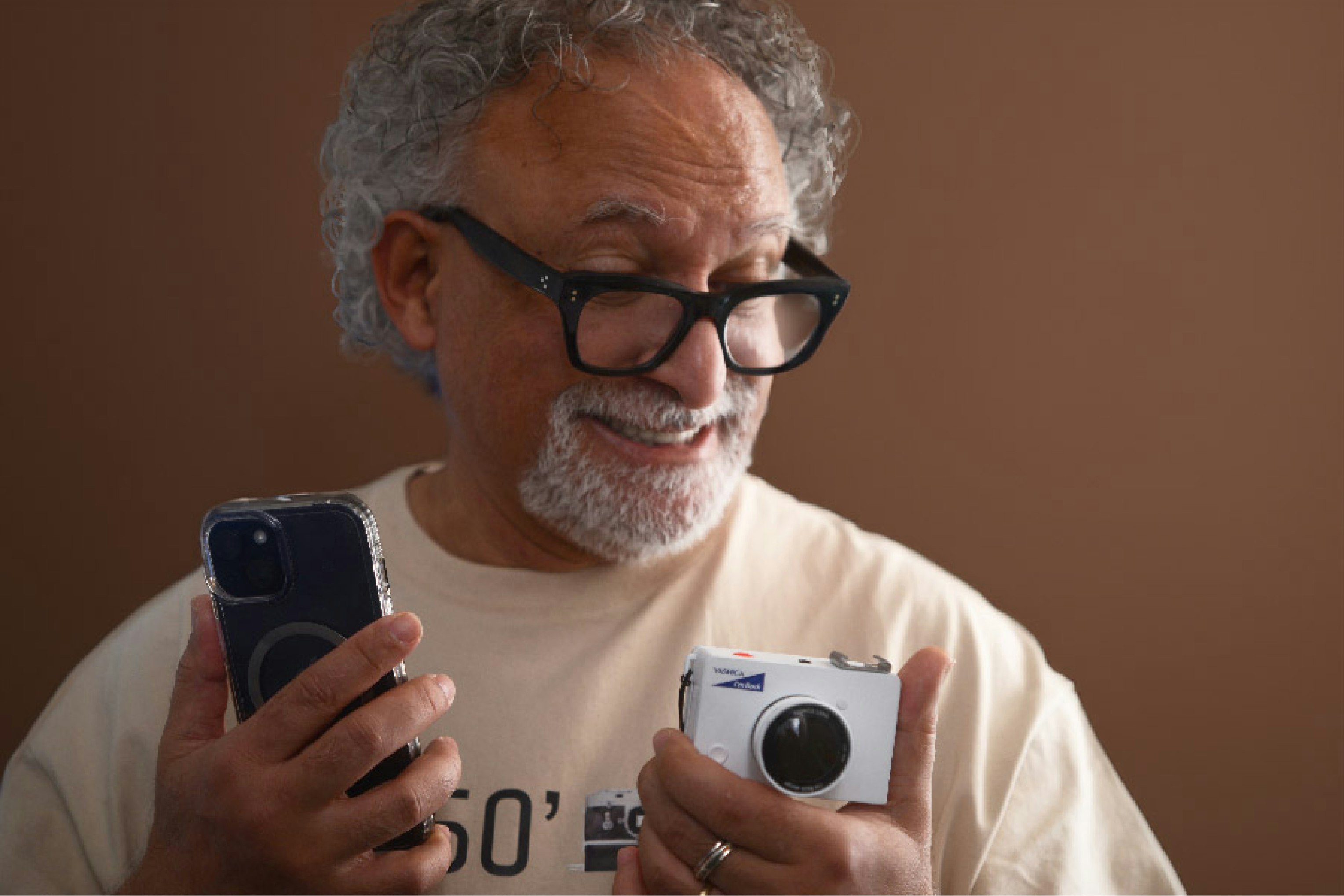 Micro spiegelloser Yashica - Ich bin zurück! - Die kleinste spiegellose Kamera, die jemals erfunden wurde Medien 3