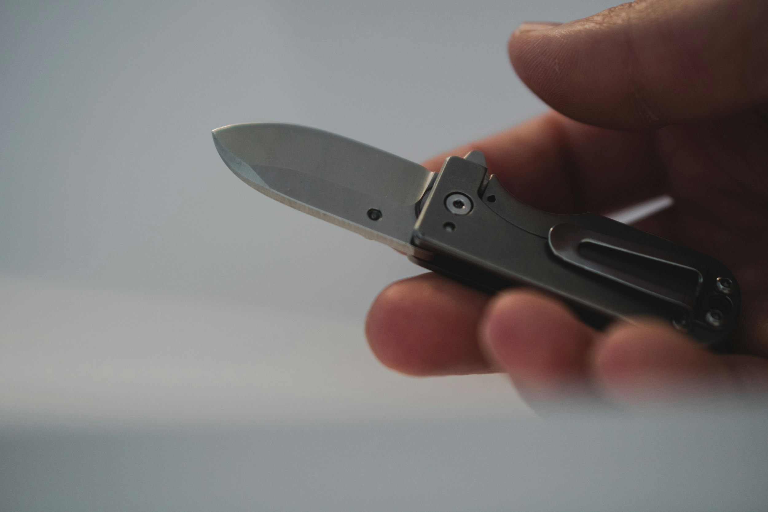 The WESN Titanium Micro Blade EDC Pocket Knife gallery image