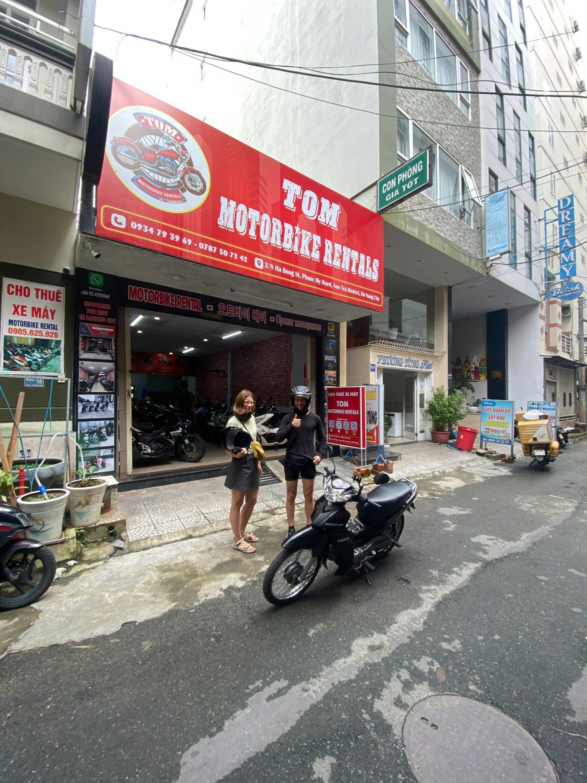 Tom Motorbike Rentals da na - Motorradverleih da Nang Medien 2