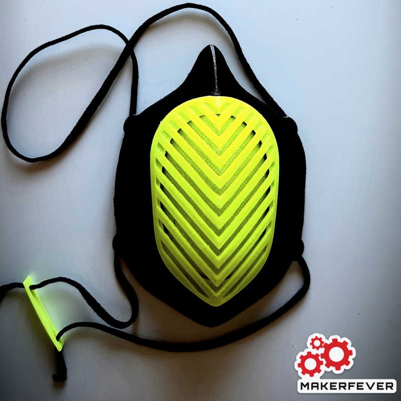 Washable mask with replaceable filters gallery image