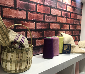Worsted Yarn in India gallery image