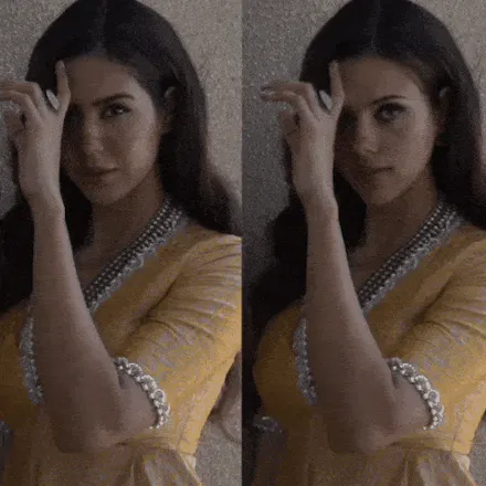 One-click deepfake (face swap) for video gallery image