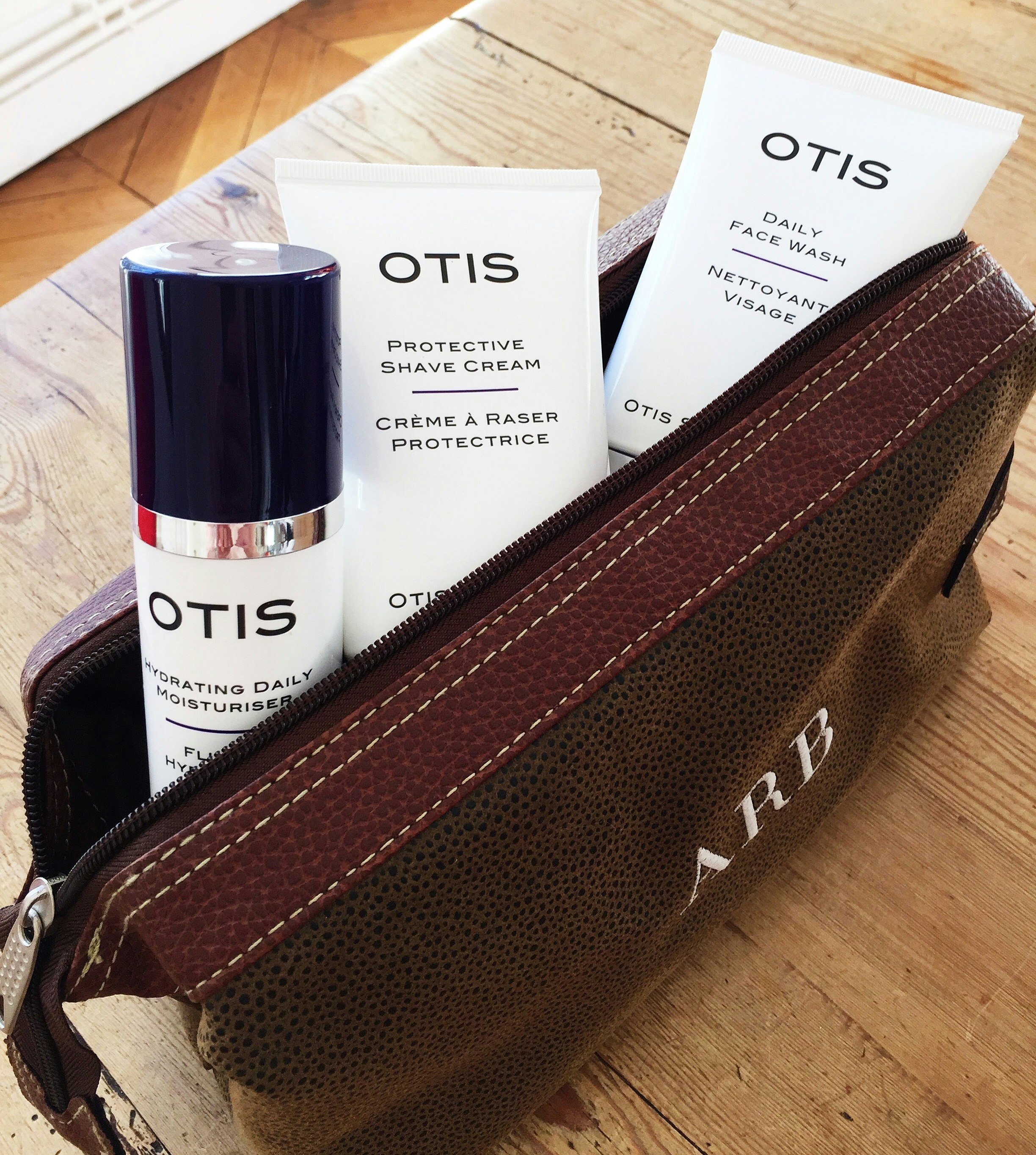 OTIS SKINCARE gallery image