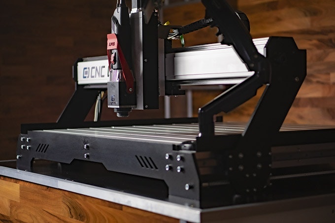 CNC One Max media 4