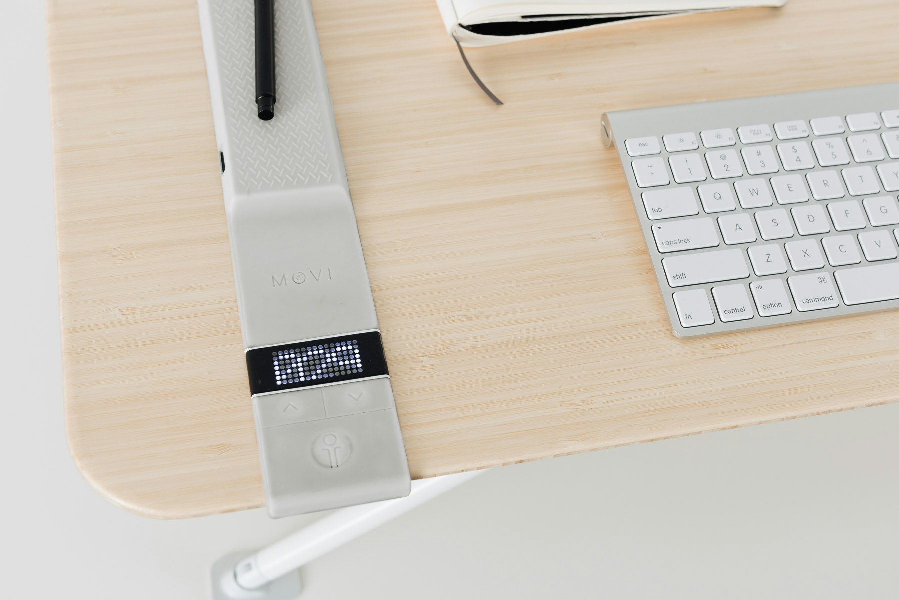 MOVI Standing Desk gallery image