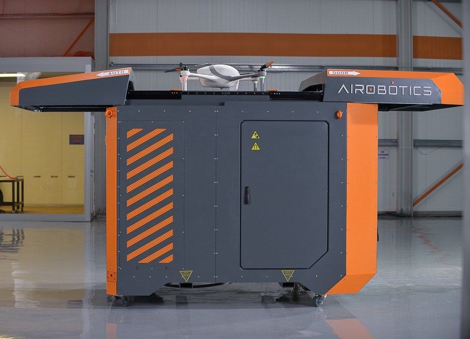 Airobotics logo