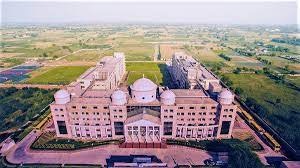 KR MANGALAM UNIVERSITY gallery image