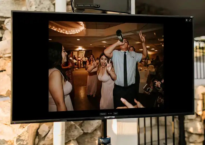 GuestShoot - Screenshot 5 showing product features and functionality