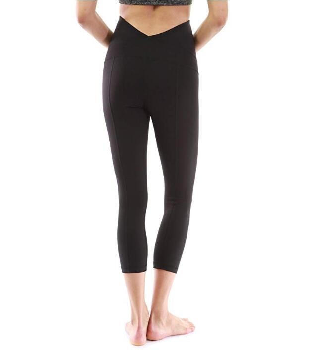 7/8 SEAMLESS MATERNITY YOGA PANTS gallery image