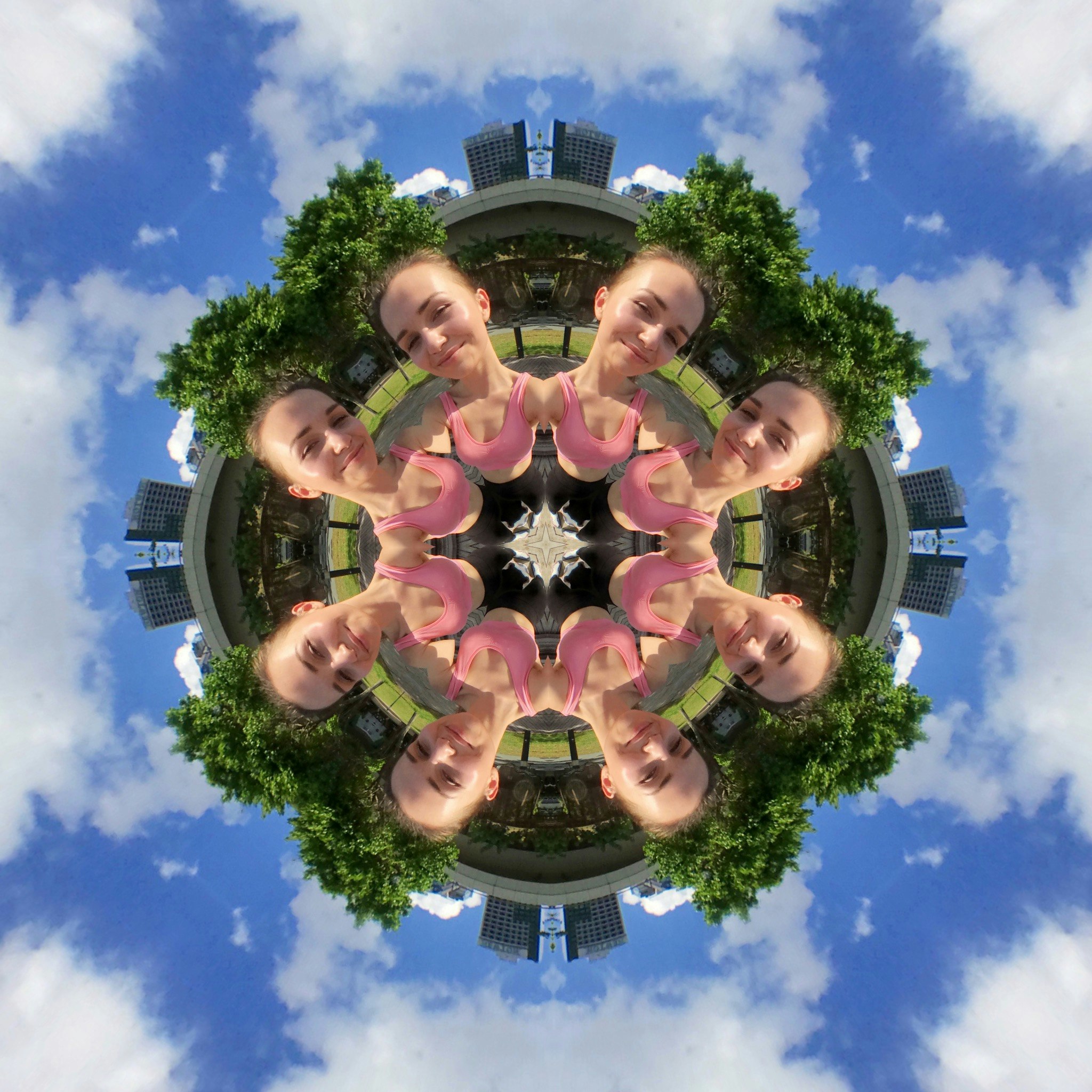 360 Effect like a Kaleidoscope, am i inside the Matrix? gallery image