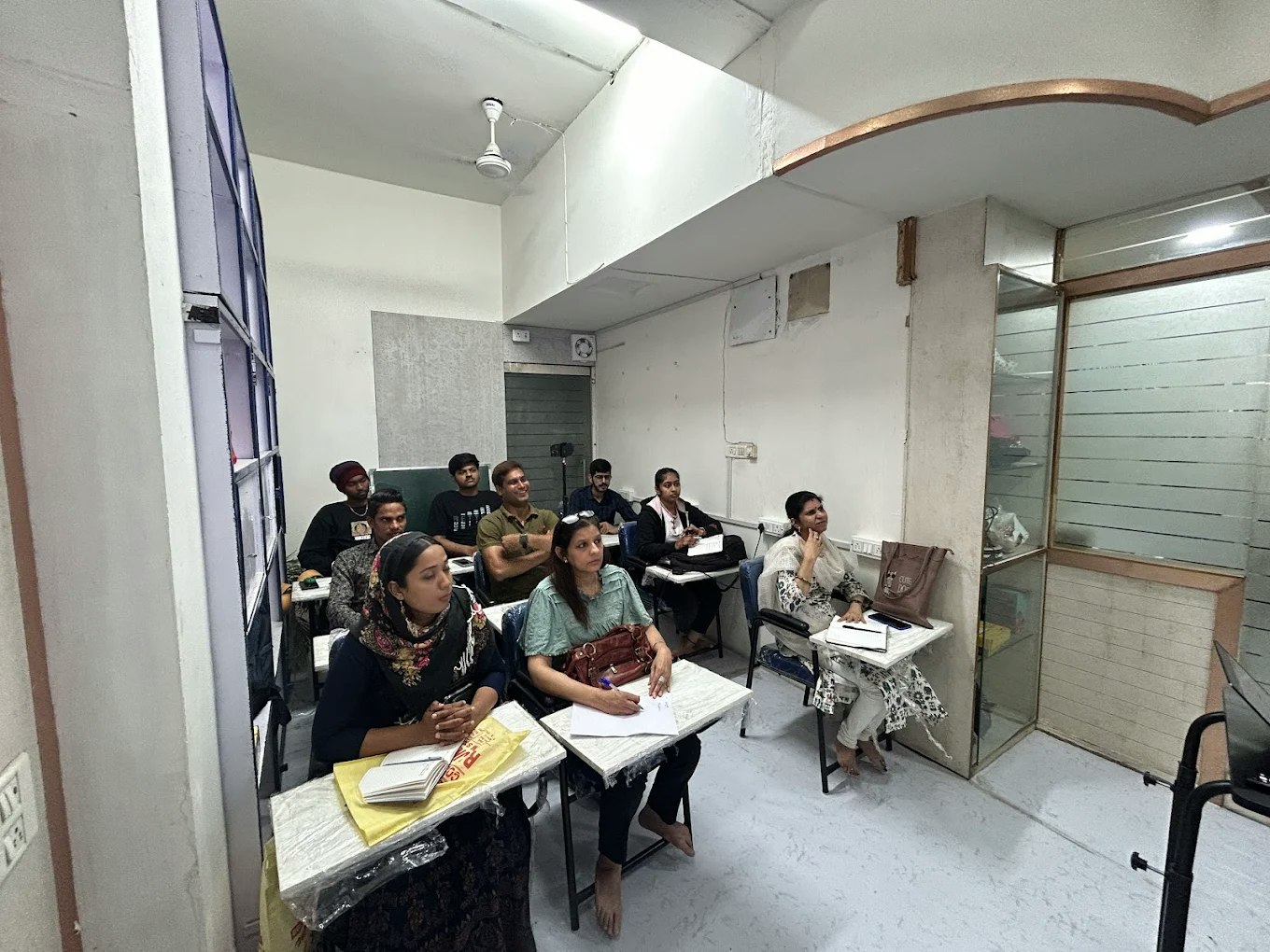 Digital Savvy Institute - Product Hunt launch logo and brand identity