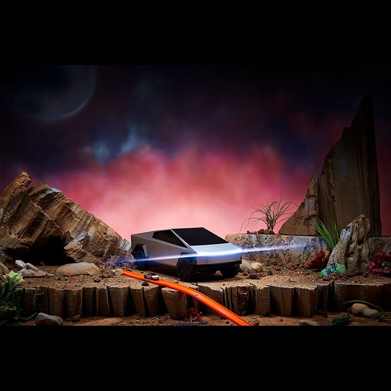 Hot Wheels Cyber Truck gallery image