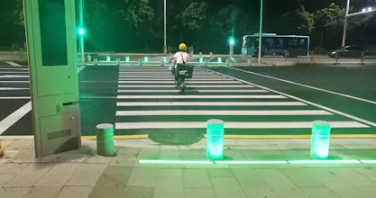 Intelligent Luminous Zebra Crossing gallery image