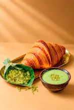 Khi MrP Đi Tìm Mùa Thu gallery image