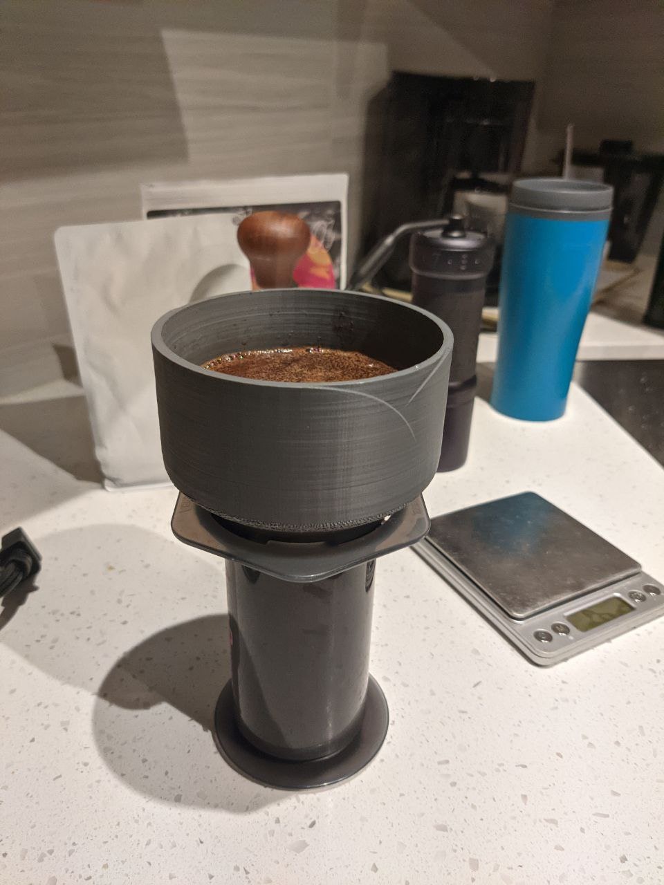 Mídia 2 de Cafeteira Tulipa - Sabor sifão.Simplicidade do AeroPress.