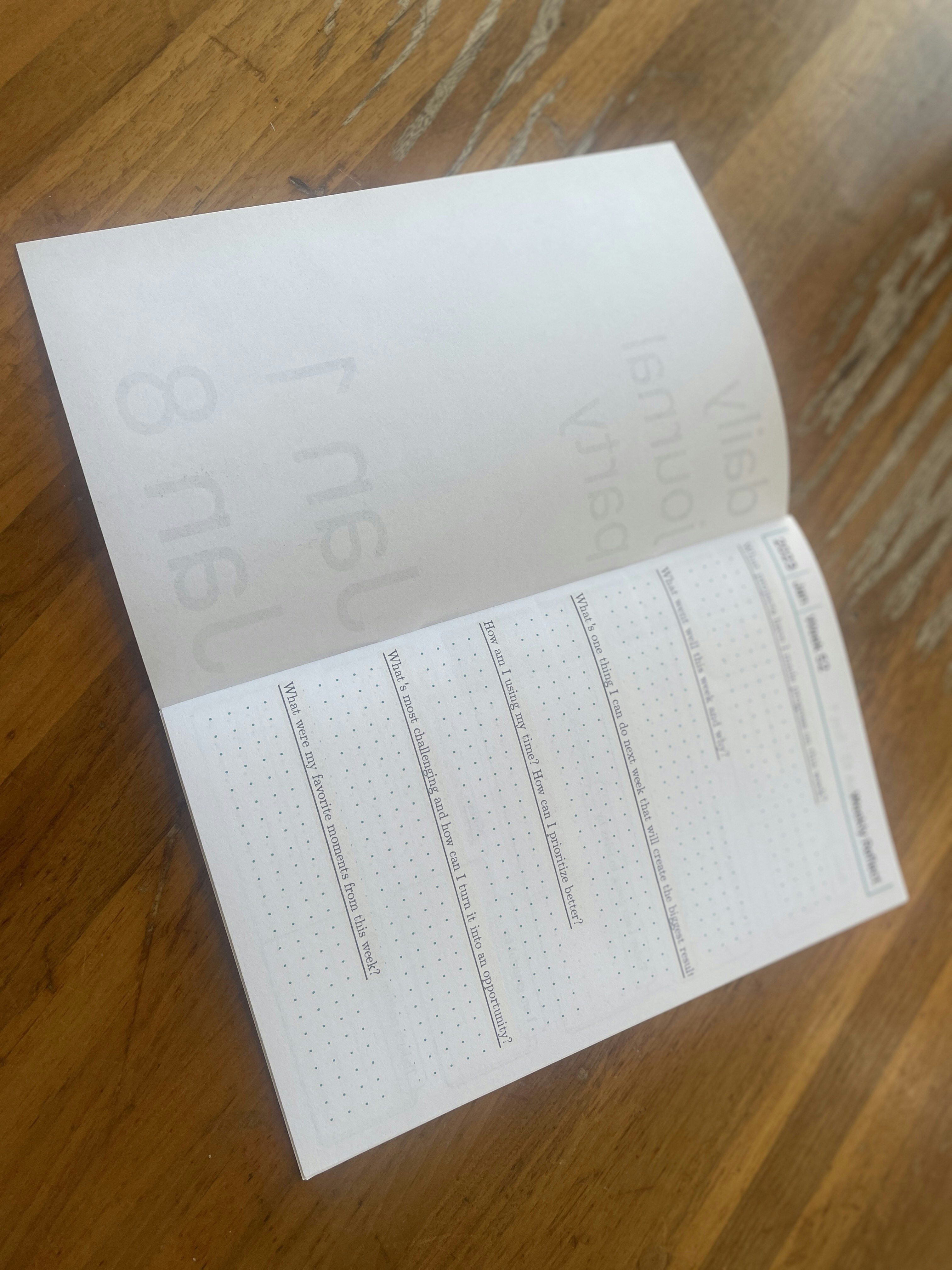 Dagelijkse tijdschriftfeest - Een afdrukbaar, aanpasbaar dagboek voor dagelijkse dankbaarheid media 2