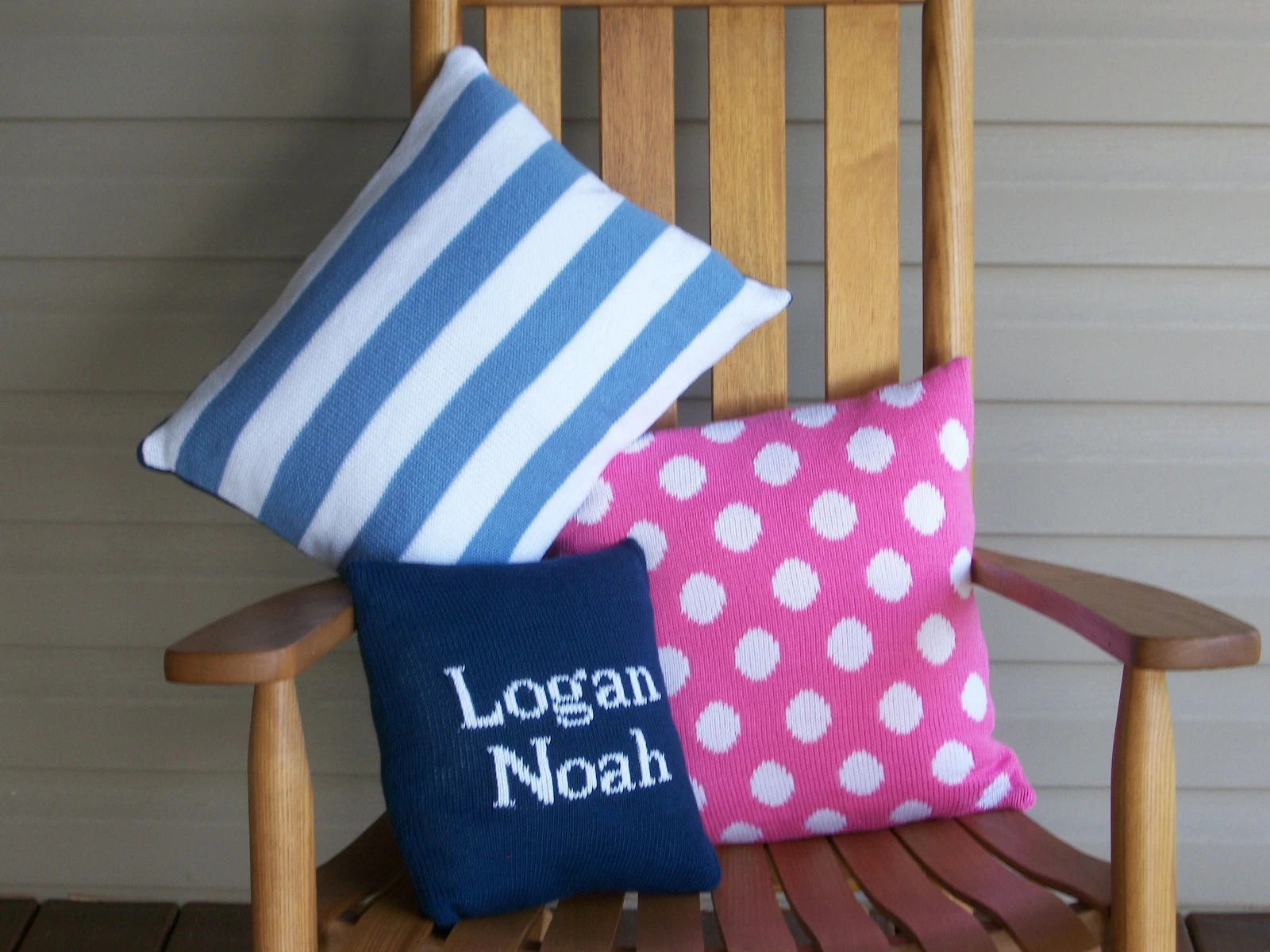 Luxurious 12 x 16 Decorative Pillows screenshot 1