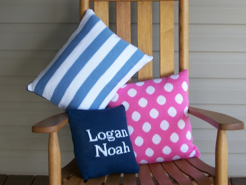 Luxurious 12 x 16 Decorative Pillows screenshot 1