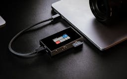Dockcase Studio: Smart USB-C Hub 8-in-1 media 2
