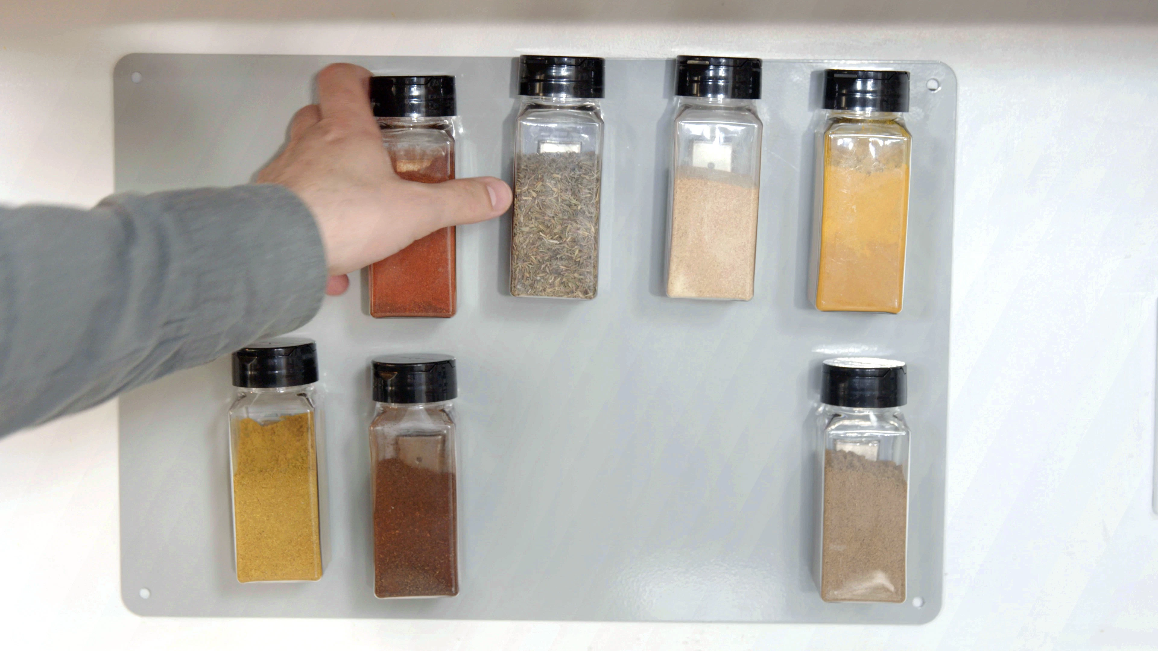 MagnetJar: Eliminate spice clutter and frustration. Forever.