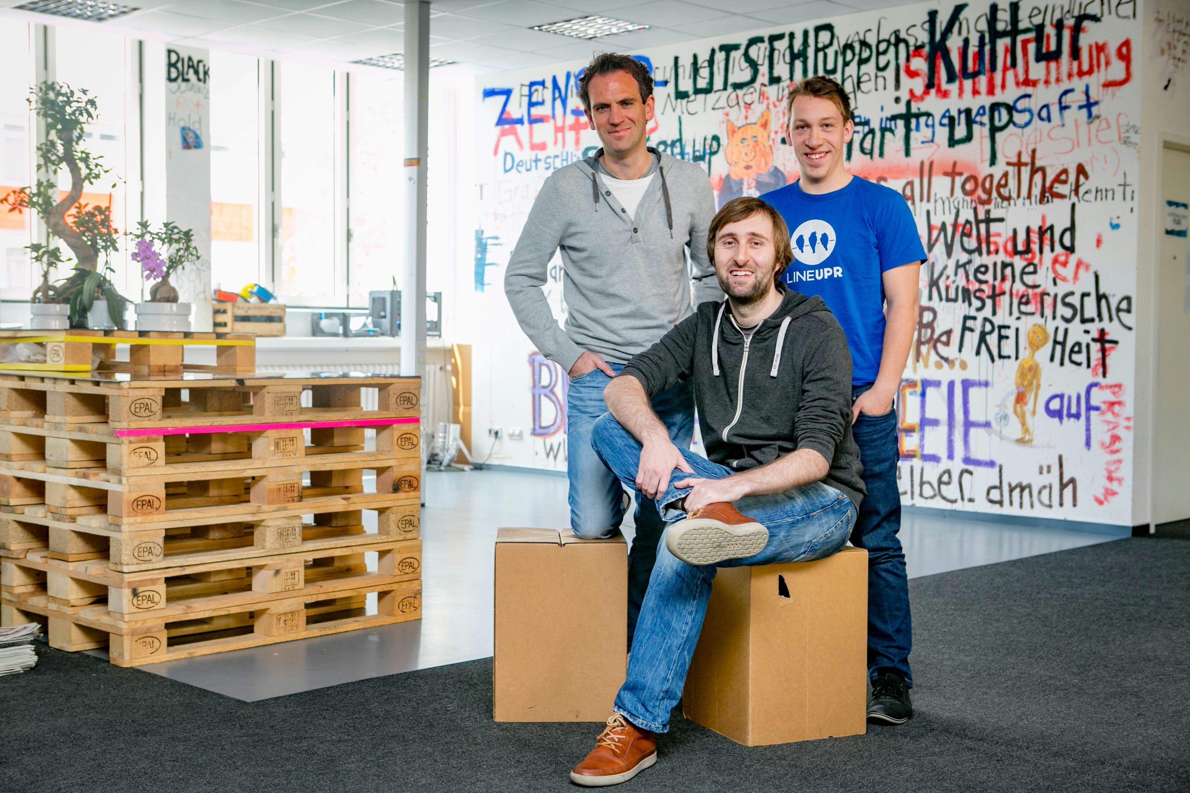 LineUpr gallery image