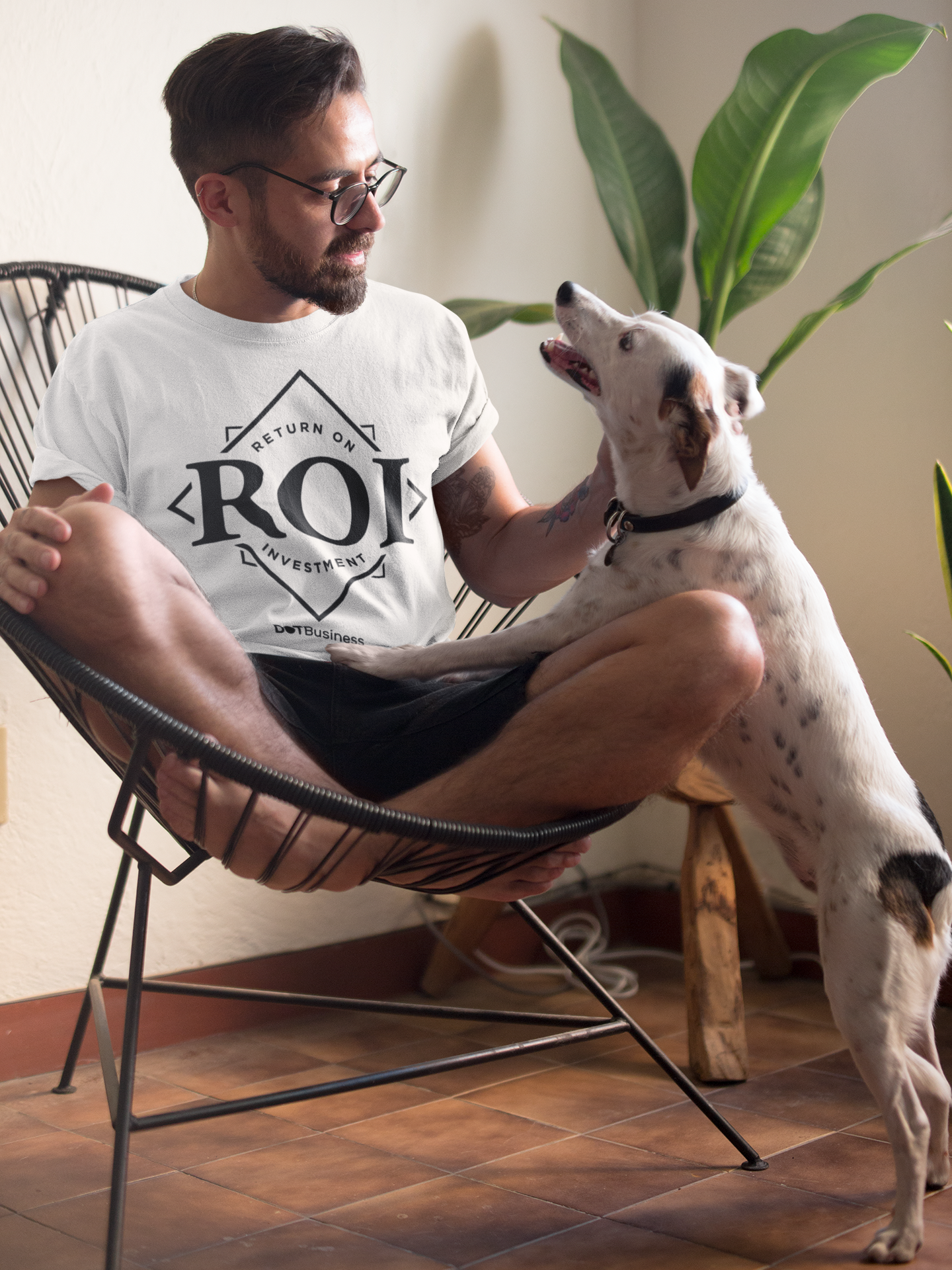 ROI (return on investment) T-shirt gallery image