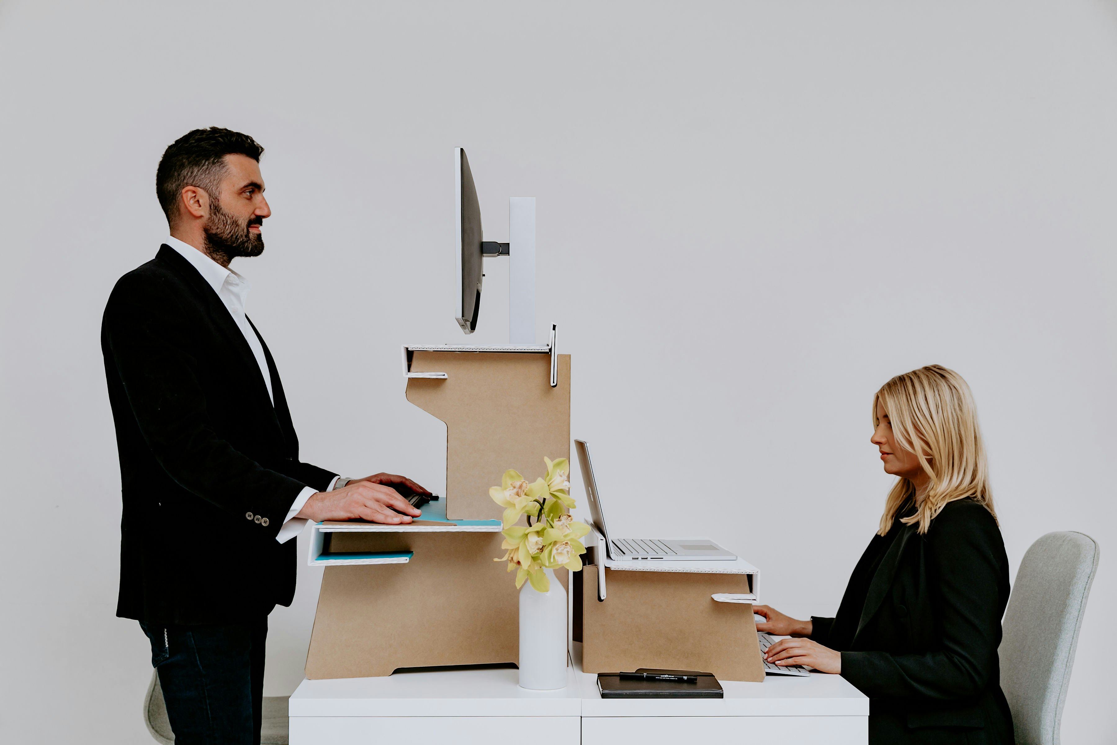 esdesk gallery image