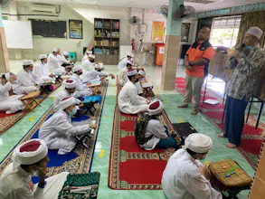 Al-Quran 35 Dalam 1 - Ade Azhar gallery image