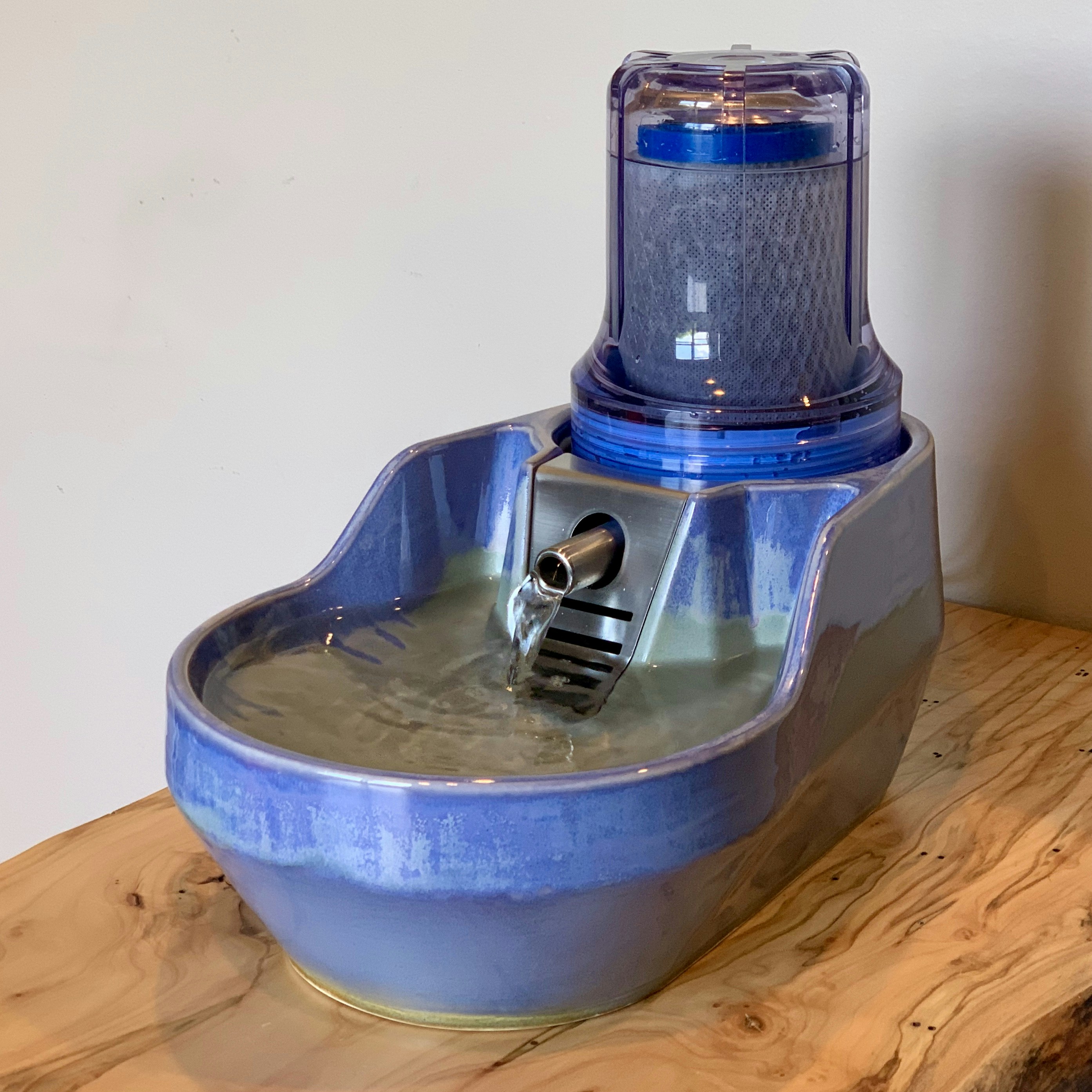 LaikaBowls - Cat and Dog Fountains
