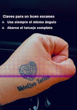 SkinLive Tattoo gallery image