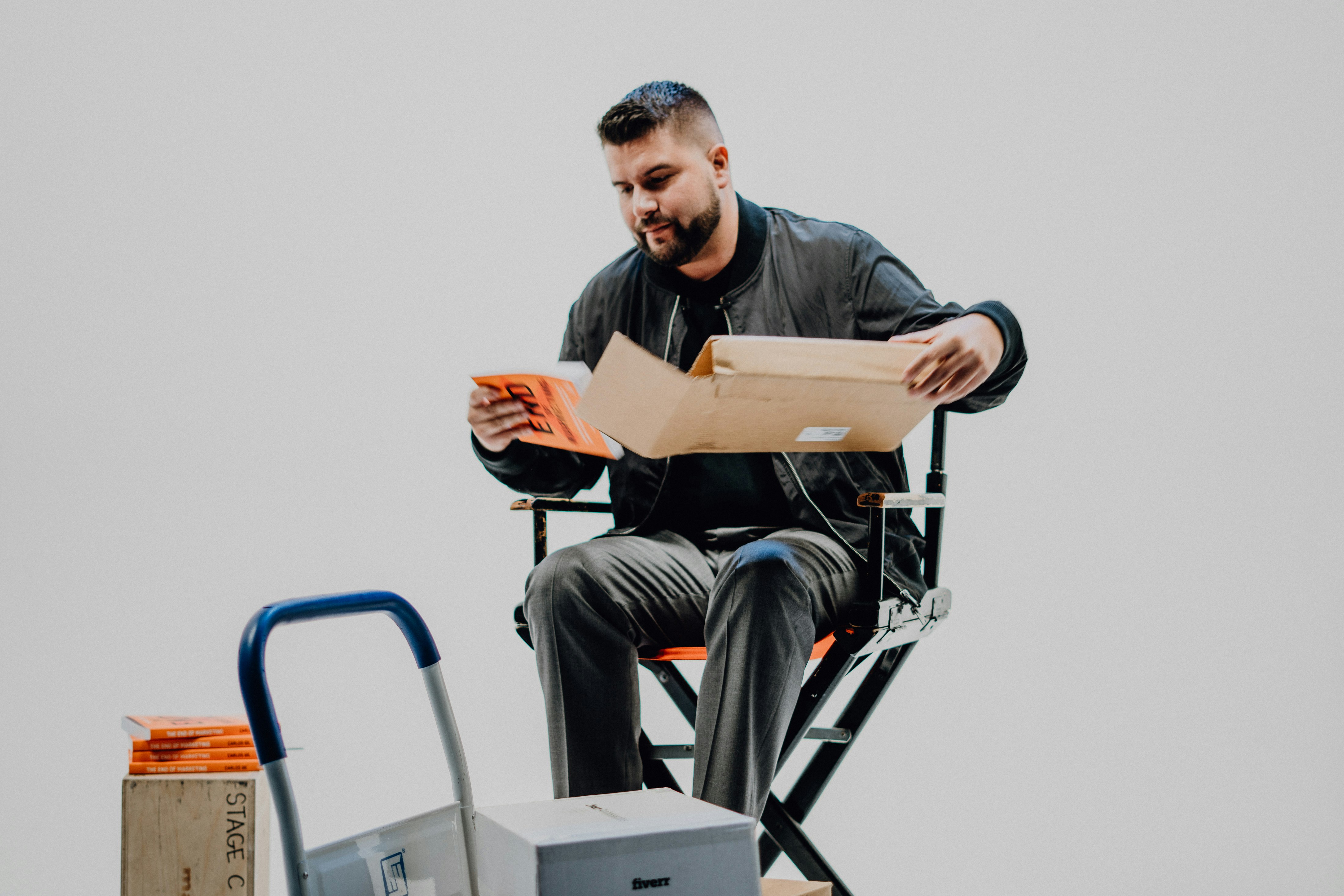 The End of Marketing 📙Audiobook 🎧 gallery image