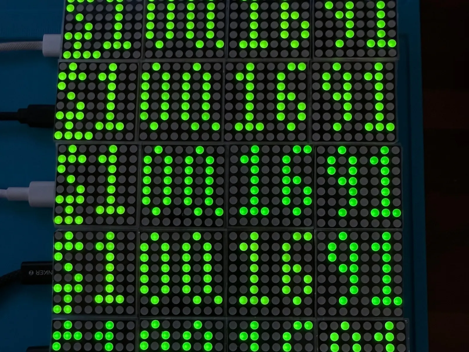 VaultLeap Money Clock screenshot 1 (video preview)