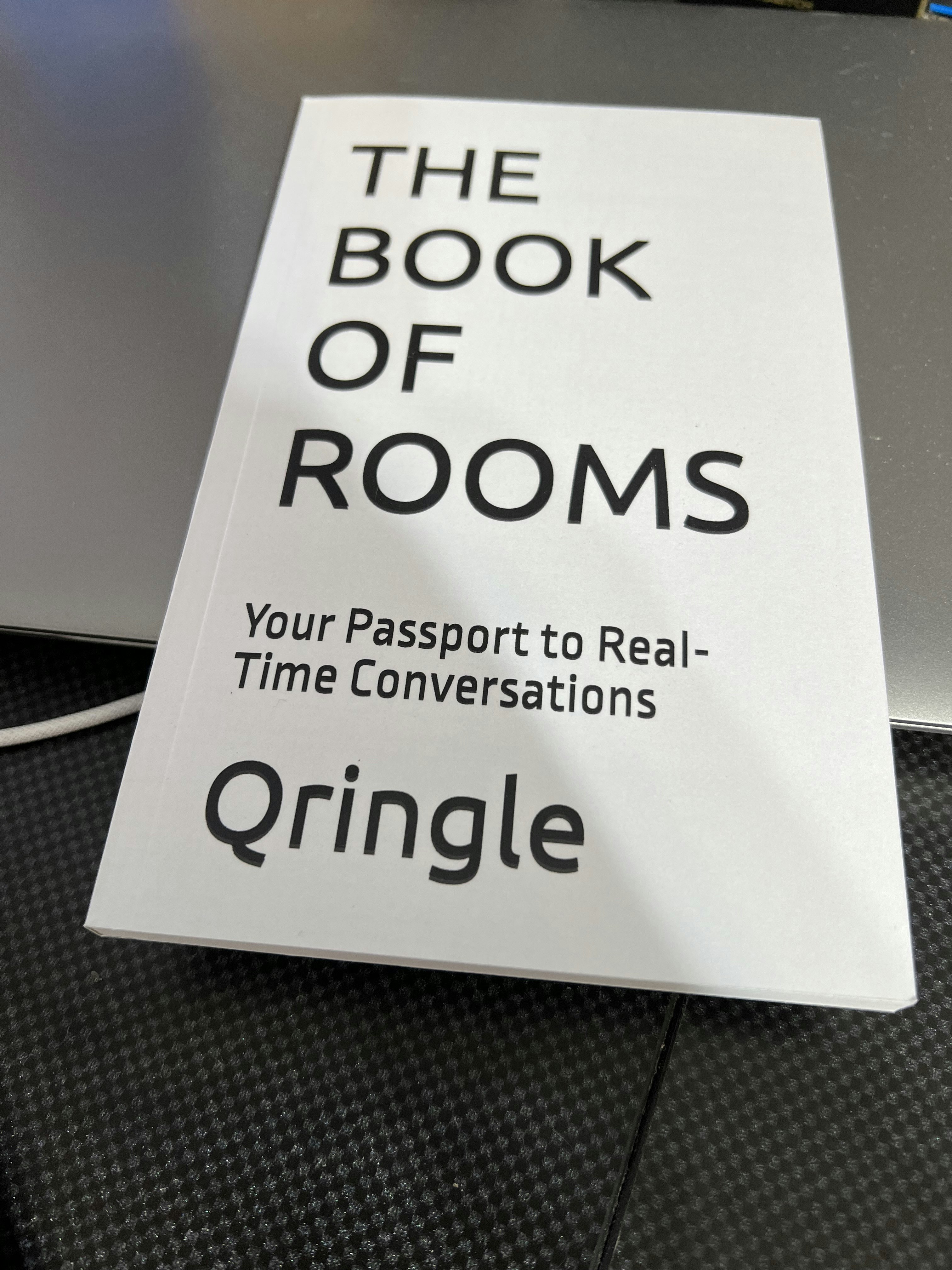 Mídia 4 de Qringle: o aplicativo da sala de bate -papo ao vivo