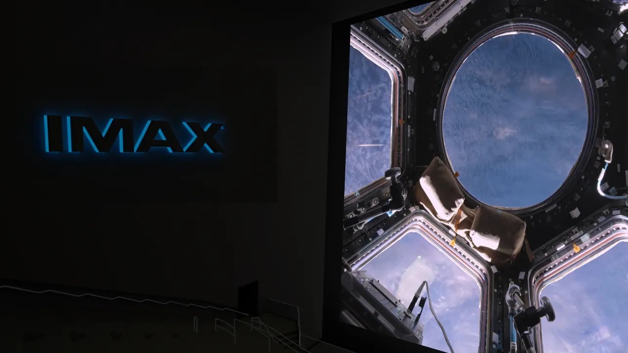 IMAX pour Vision Pro media 4