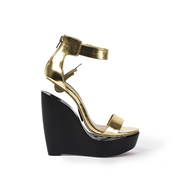 One-Clique gallery image