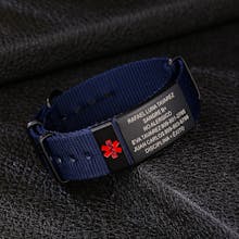 WRIST SAFETY CHIC gallery image